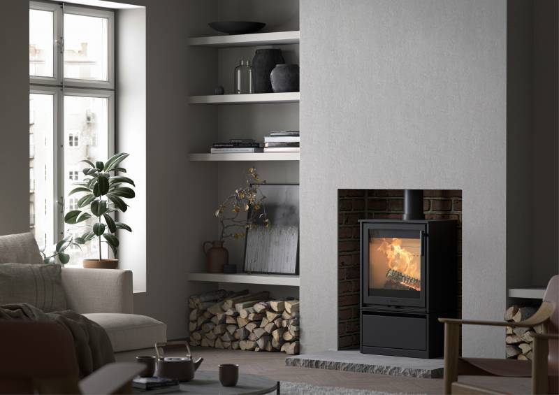 Contura 210 pour intégration dans une cheminée